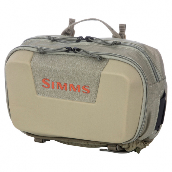 Simms Flyweight Large Pod Tan dans le groupe Stockage / Sac de peche / Sacs bandoulière l\'adresse Sportfiskeprylar.se (13205-276-00)