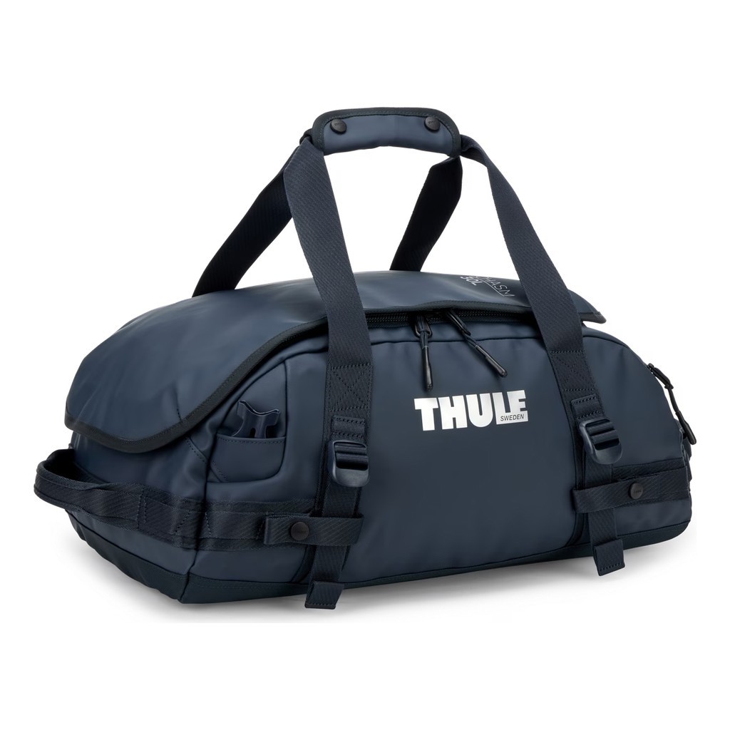 Thule Chasm Recycled Duffel 30L - Darkest Blue dans le groupe Stockage / Sacs de sport l\'adresse Sportfiskeprylar.se (3205586)