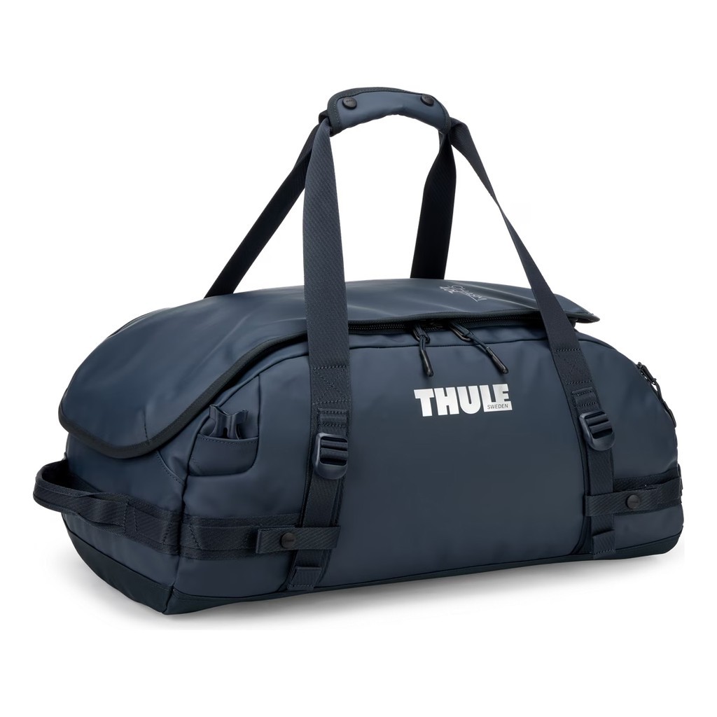 Thule Chasm Recycled Duffel 40L - Darkest Blue dans le groupe Stockage / Sacs de sport l\'adresse Sportfiskeprylar.se (3205590)