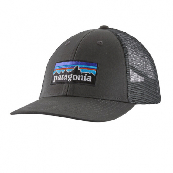 Patagonia P-6 Logo LoPro Truck Forge Grey dans le groupe Habits et chaussures / Chapeau de peche, casquette peche / Casquettes / Casquettes trucker l\'adresse Sportfiskeprylar.se (38283-FGE-ALL)