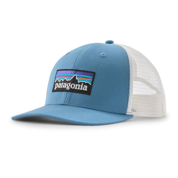 Patagonia P-6 Logo Trucker Hat SHRB dans le groupe Habits et chaussures / Chapeau de peche, casquette peche / Casquettes / Casquettes trucker l\'adresse Sportfiskeprylar.se (38289-SHRB-ALL)