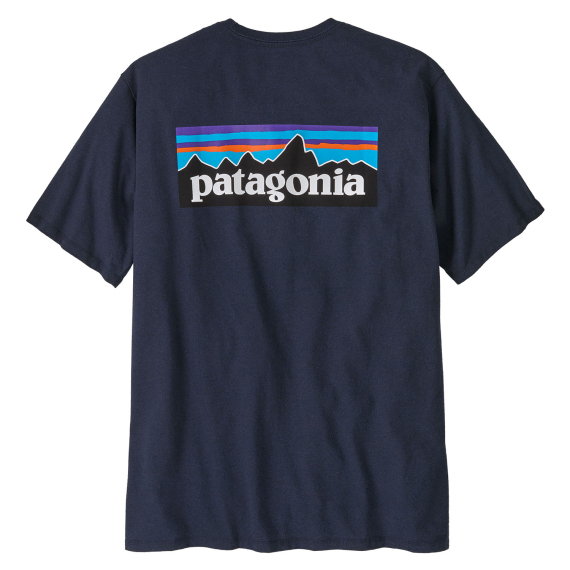 Patagonia M\'s P-6 Logo Responsibili-Tee New Navy dans le groupe Habits et chaussures / Habits / T-shirts l\'adresse Sportfiskeprylar.se (38504-NENA-Sr)