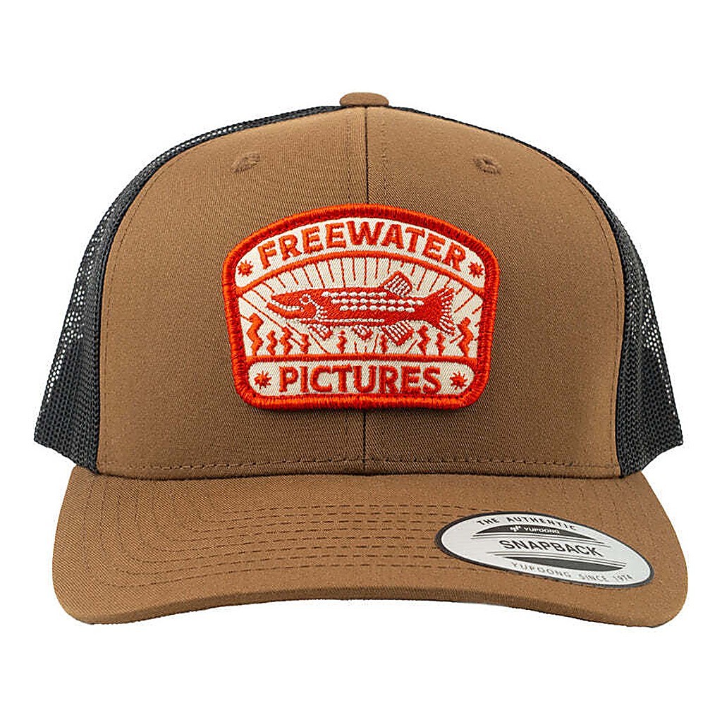 Freewater Pictures Inca Pike Trucker Cap - Brown/Black dans le groupe Habits et chaussures / Chapeau de peche, casquette peche / Casquettes / Casquettes trucker l\'adresse Sportfiskeprylar.se (7350139701785)