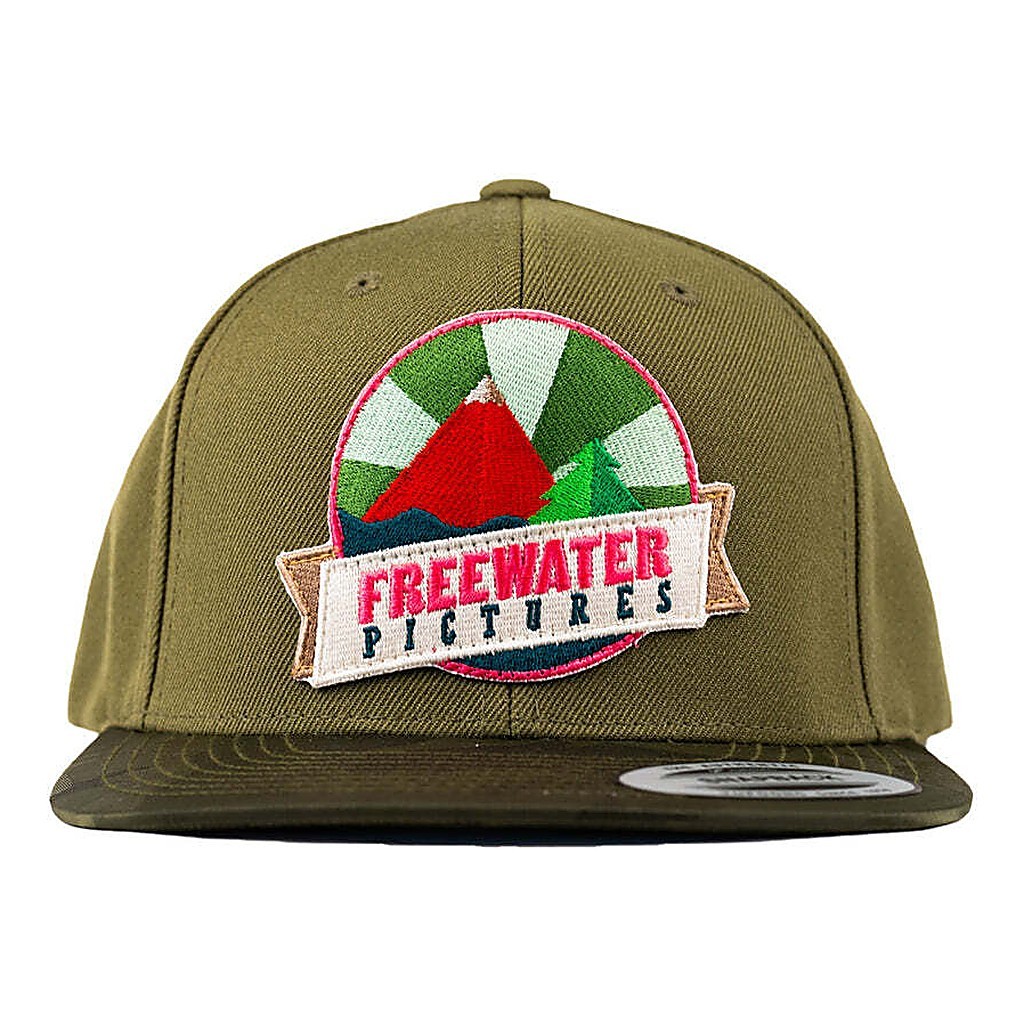 Freewater Pictures Snapback - Camo/Green dans le groupe Habits et chaussures / Chapeau de peche, casquette peche / Casquettes / Casquettes snapback l\'adresse Sportfiskeprylar.se (7350139701884)