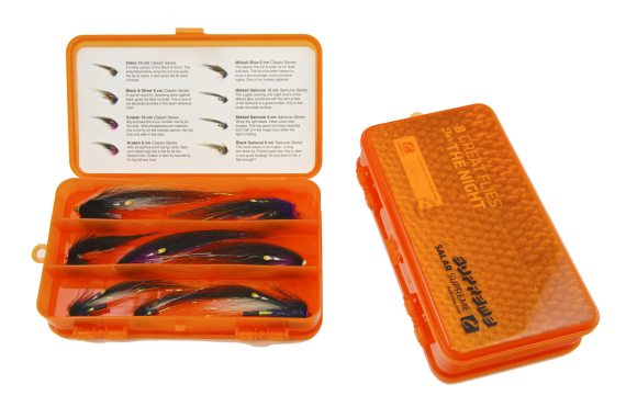 Frödin 8 Great Flies For The Night dans le groupe Leurre de la peche / Mouches l\'adresse Sportfiskeprylar.se (8GF-2TN)