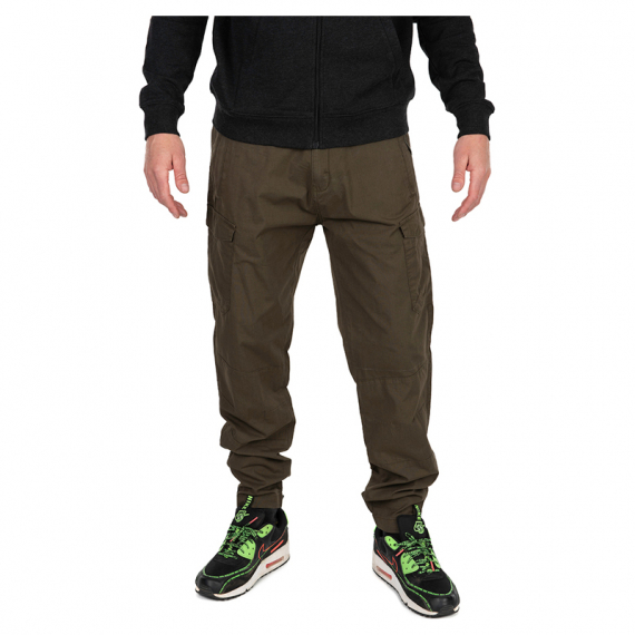 Fox Collection LW Cargo Trouser Green/Black dans le groupe Habits et chaussures / Habits / Pantalon de peche / Pantalons outdoor l\'adresse Sportfiskeprylar.se (CCL250r)