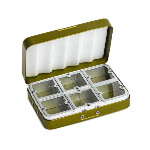 Aluminium box 6 compartments - Olive dans le groupe Stockage / Boite de peche / Boîtes à mouche l\'adresse Sportfiskeprylar.se (CH-302)