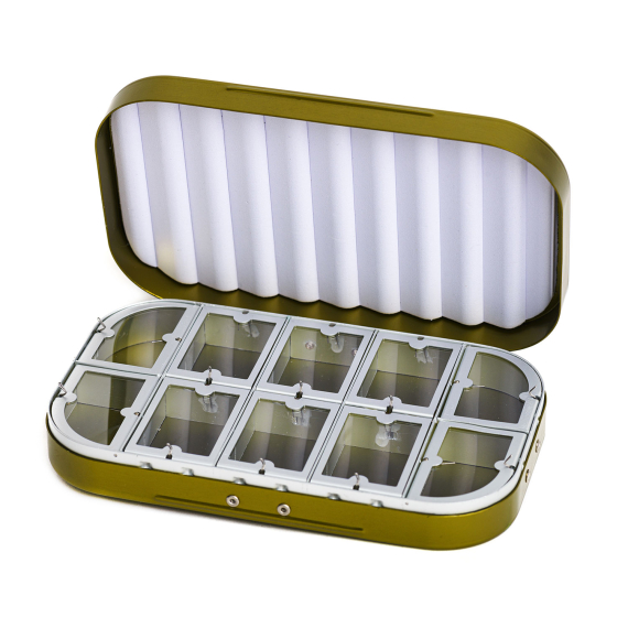 Aluminium box 10 compartments - Olive dans le groupe Stockage / Boîtes de pêche / Boîtes à mouche l\'adresse Sportfiskeprylar.se (CH-306)