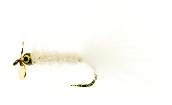 Dog Nobbler Propeller White Kamasan B170 #4 dans le groupe Leurre de la peche / Mouches / Streamers l\'adresse Sportfiskeprylar.se (FL00110)