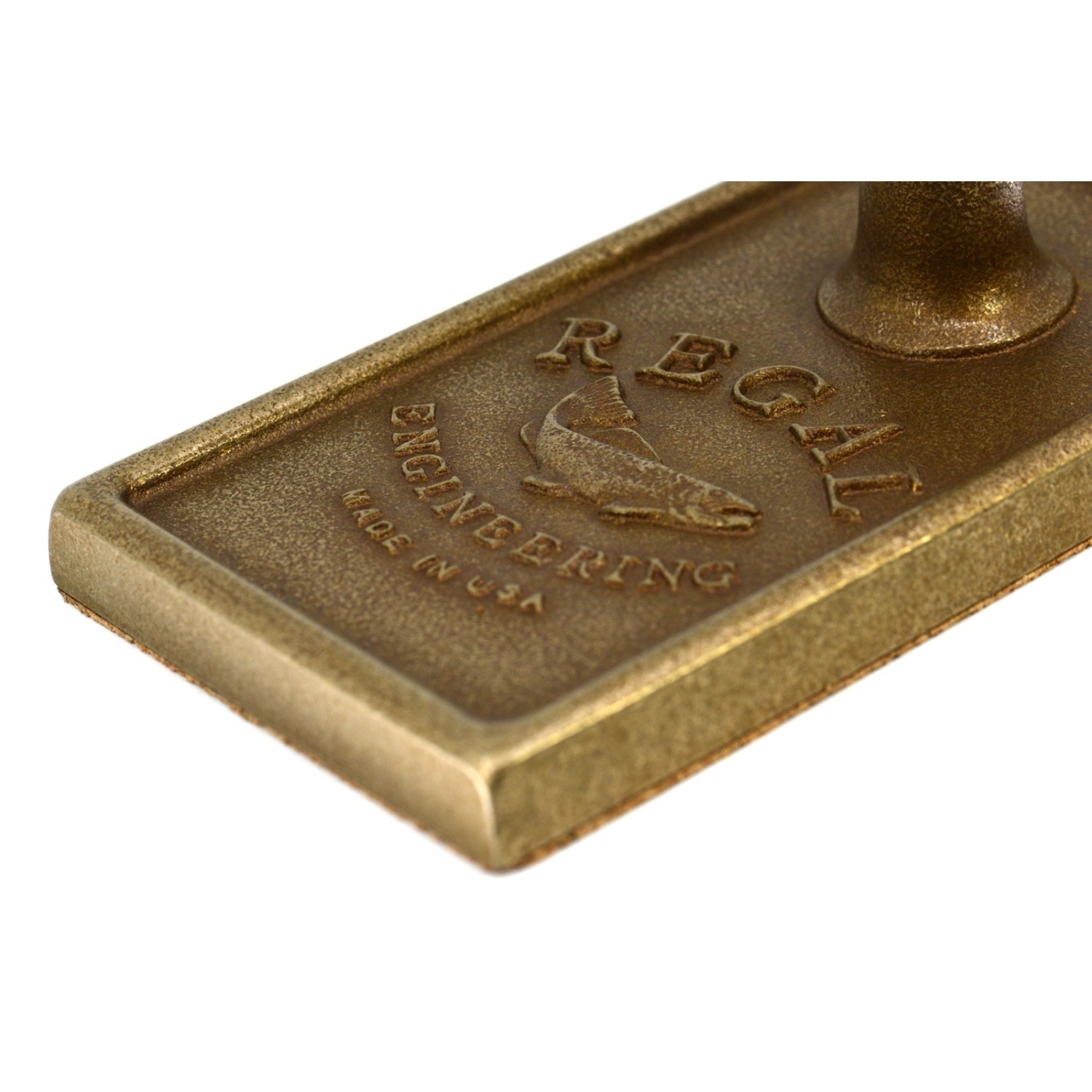Regal Bronze Traditional Base dans le groupe Hameçons et terminal tackle / Fabrication mouche / étaux fabrication mouche l\'adresse Sportfiskeprylar.se (REG-TB)