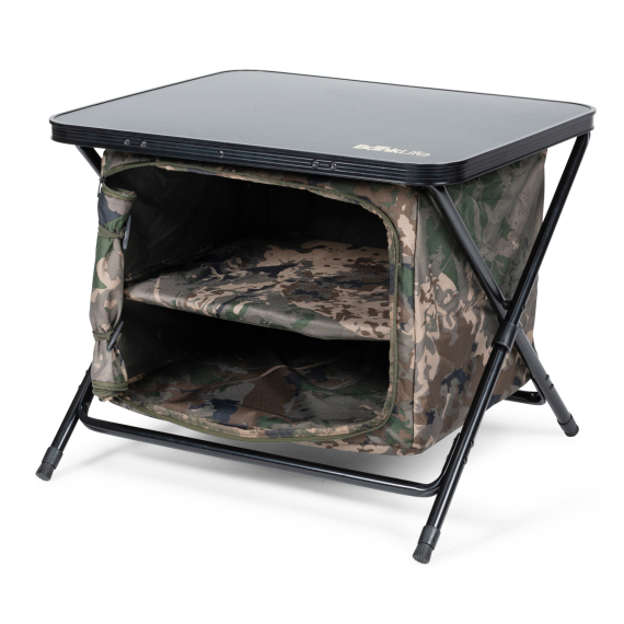 Nash Bank Life Bedside Station Camo dans le groupe Loisirs en plein air / Tentes et aménagement / Chaises et tables / les tables l\'adresse Sportfiskeprylar.se (T1232r)
