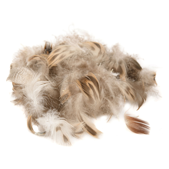 MALLARD DUCK HEN BREAST NATURAL dans le groupe Hameçons et terminal tackle / Fabrication mouche / Matériel de montage de mouches / Plumes et capes / Hackle l\'adresse Sportfiskeprylar.se (V5012)